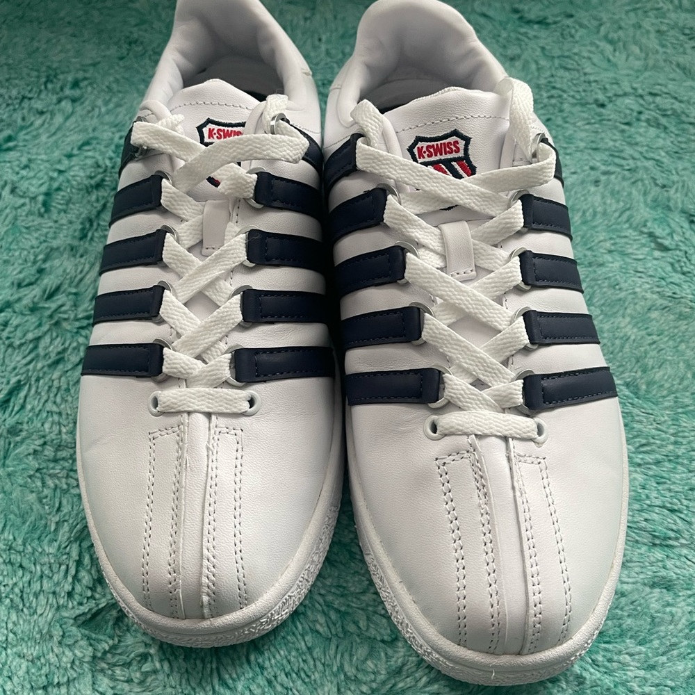 K-Swiss White Sneakers with Navy Stripes